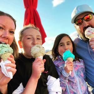 Meet your Posher, Annie